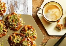 طرز تهیه سوهان عسلی فقط با 4 مرحله ساده